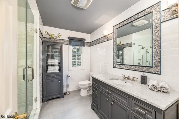 $1,975,000 | 18 Kerby Lane, Mendham, NJ 07945