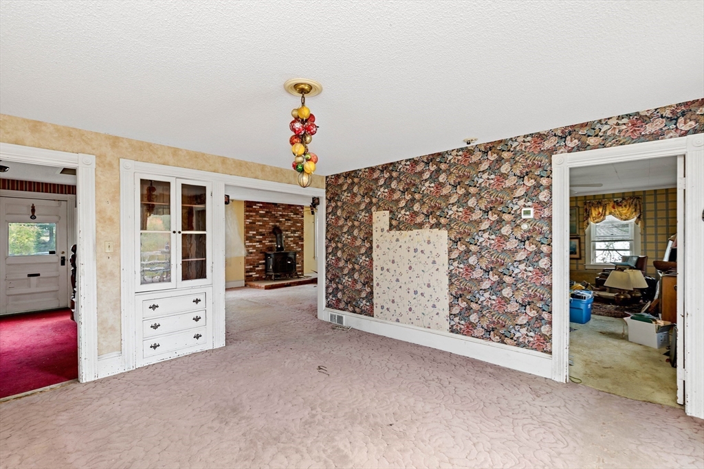 437 Main Street Wareham, MA 02571 - Photo 11 of 25 an entryway at livingroom with furniture