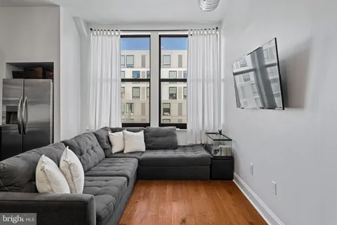 $240,000 | 1100 South Broad Street, Unit 601B, Philadelphia, PA 19146