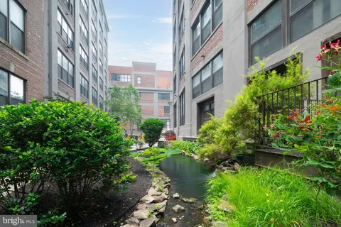 $240,000 | 1100 South Broad Street, Unit 601B, Philadelphia, PA 19146