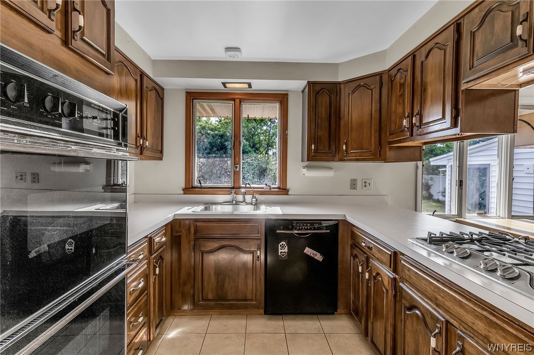 106 Segsbury Road Amherst, NY 14221 - Photo 12 of 43