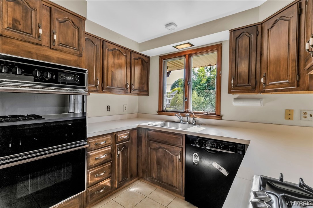 106 Segsbury Road Amherst, NY 14221 - Photo 13 of 43