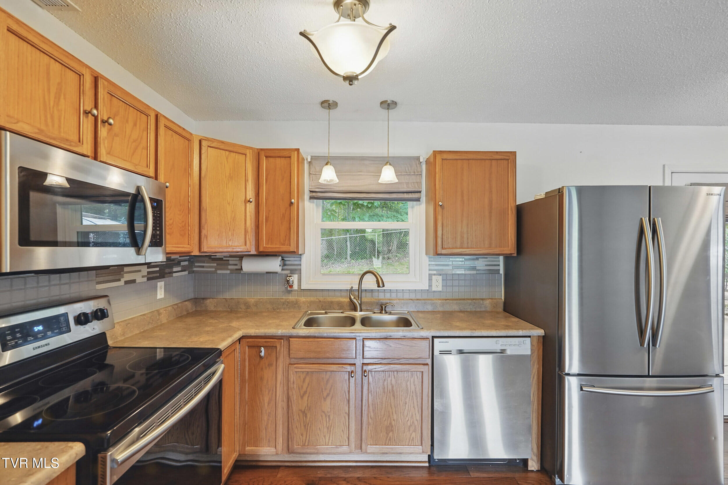 114 Hall Road Jonesborough, TN 37659 - Photo 9 of 26 9_7-dsc08897