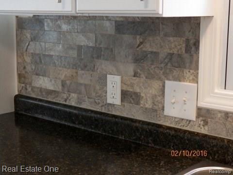13578 Lenmoore Road Belleville, MI 48111 - Photo 11 of 53 100_3904.JPG