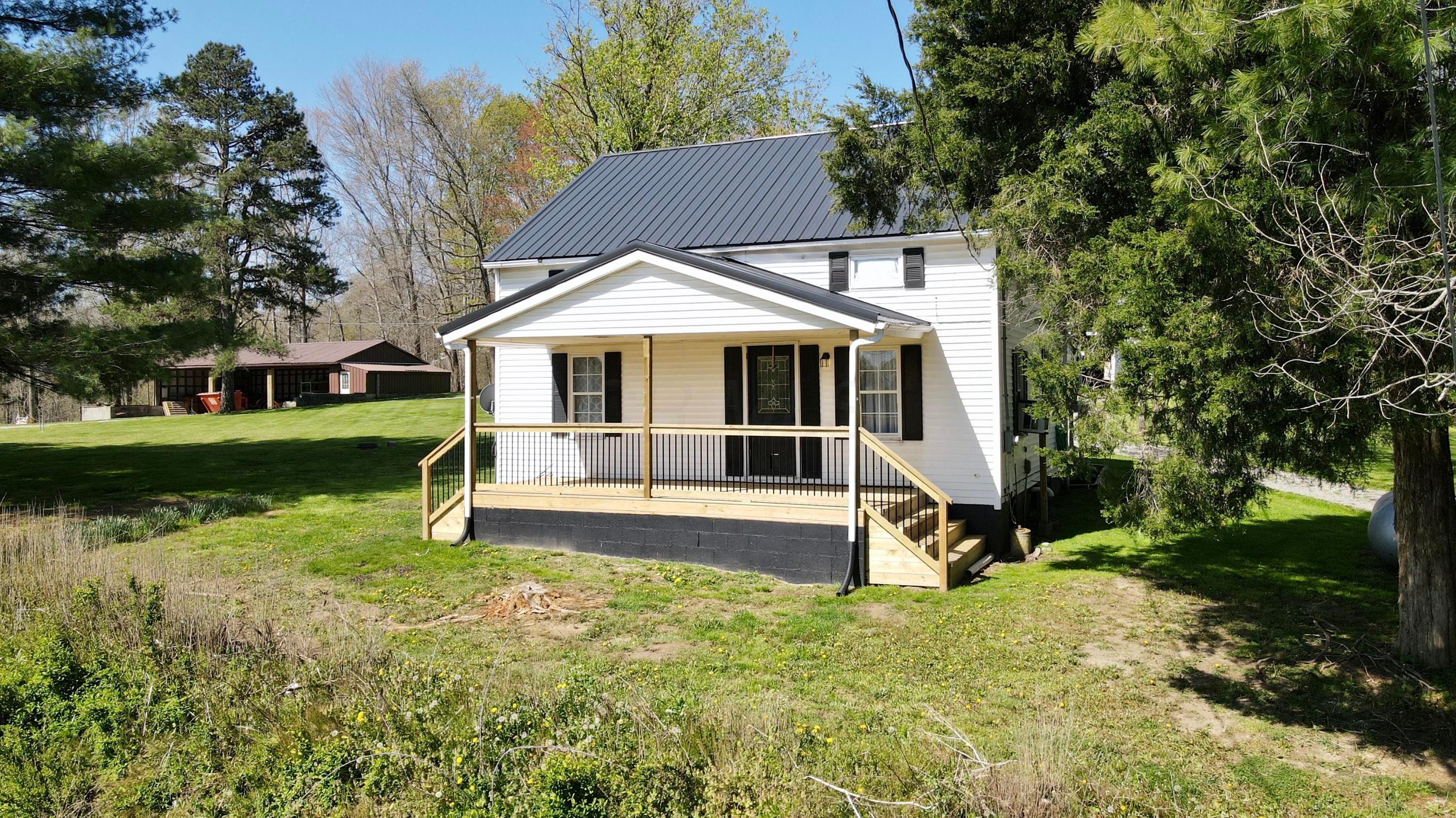 60549 Shiloh Road McArthur, OH 45651 - Photo 1 of 19