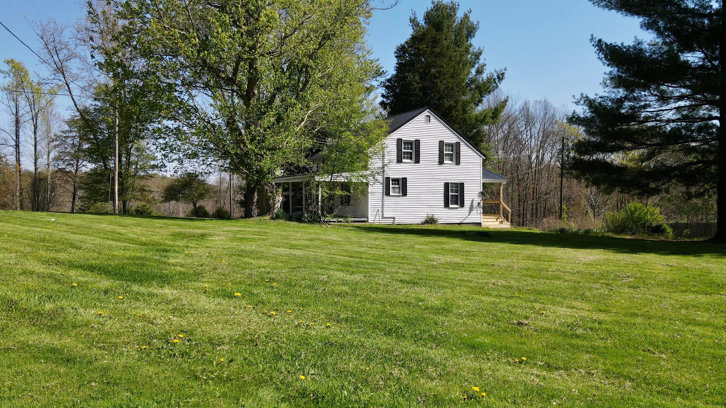 60549 Shiloh Road McArthur, OH 45651 - Photo 4 of 19