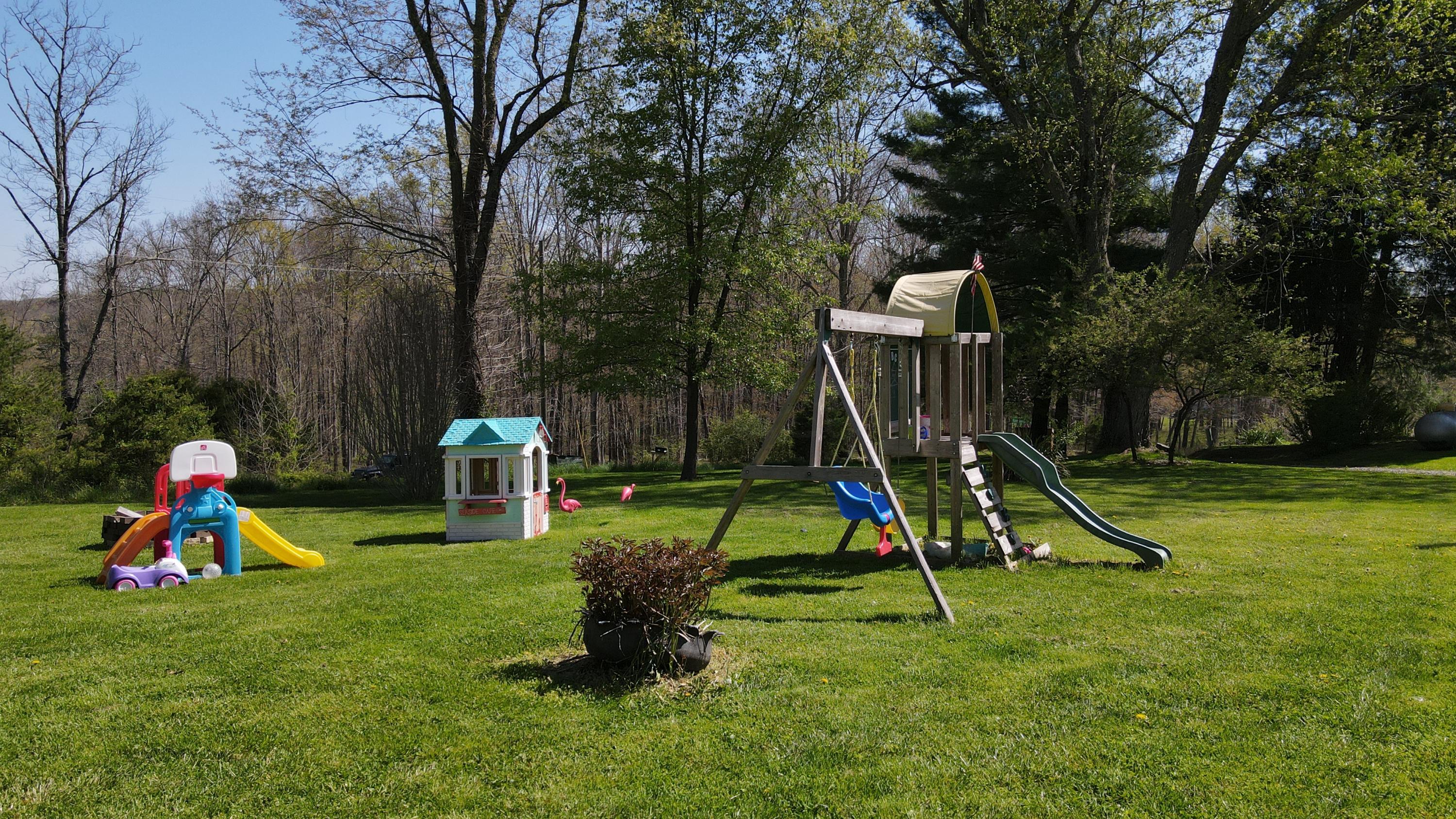 60549 Shiloh Road McArthur, OH 45651 - Photo 7 of 19