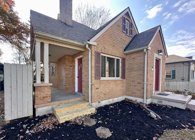 $329,900 | 235 Tebbs Avenue, Lawrenceburg, IN 47025