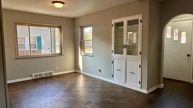 $329,900 | 235 Tebbs Avenue, Lawrenceburg, IN 47025