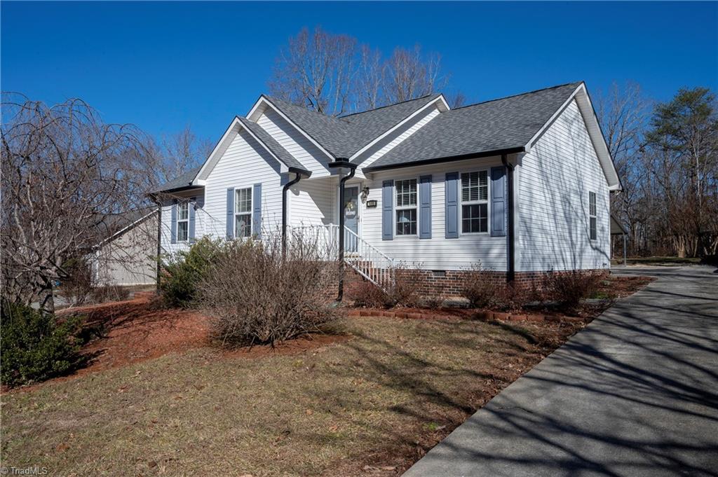 485 Whitney Road Mocksville, NC 27028 - Photo 1 of 45 Gallery Image 1