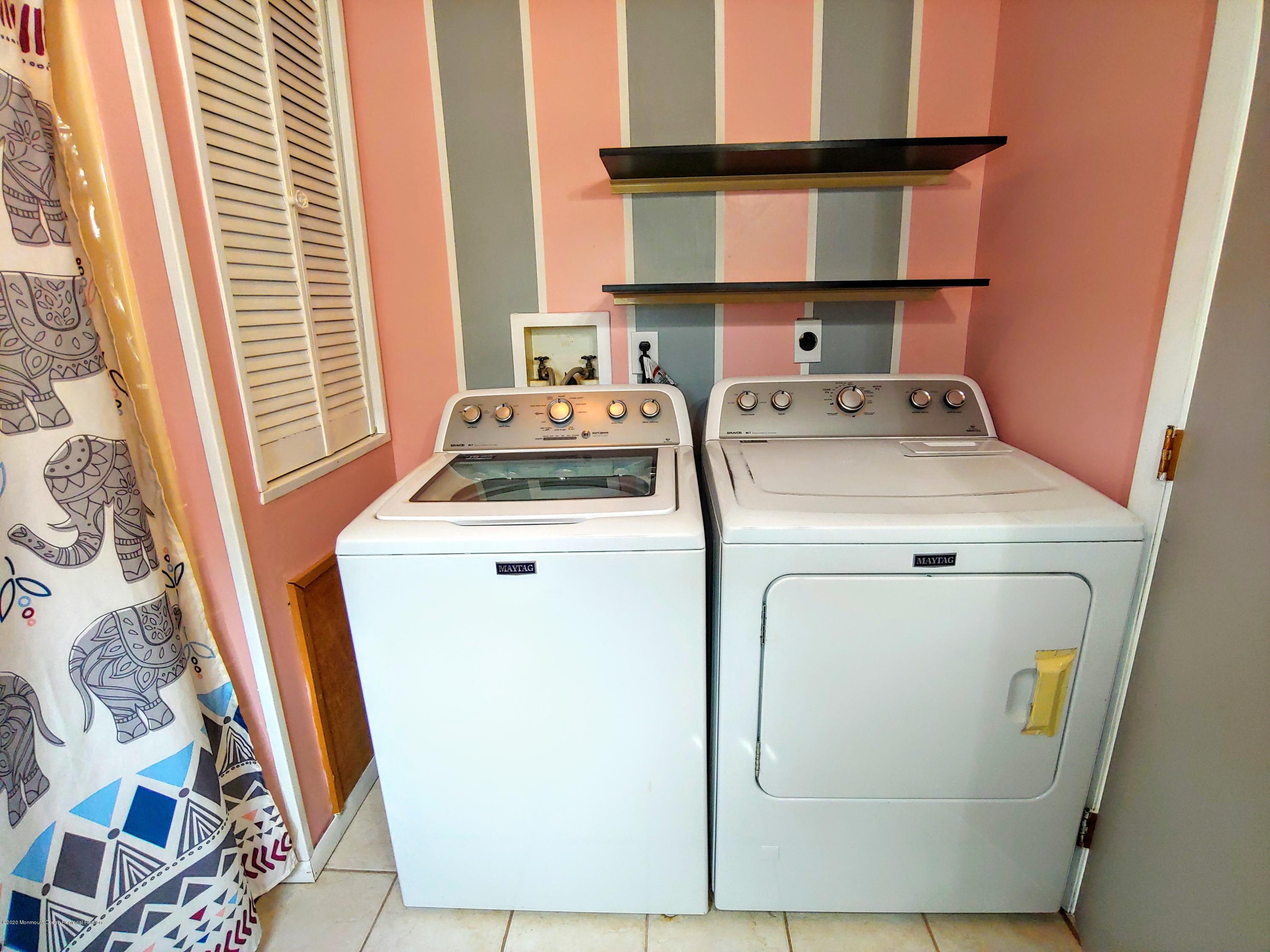 320 Nantucket Road Forked River, NJ 08731 - Photo 26 of 31 Laundry area