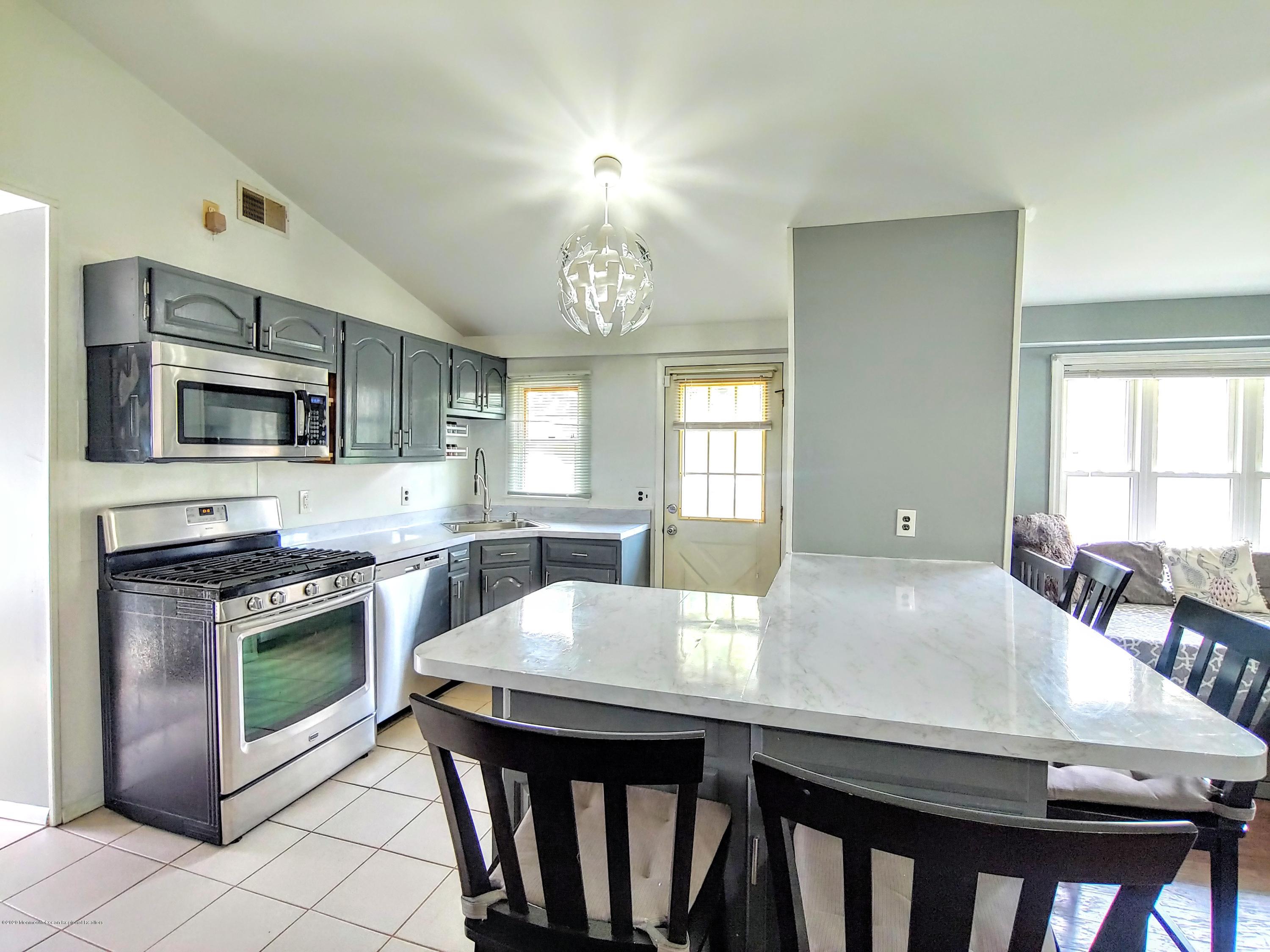 320 Nantucket Road Forked River, NJ 08731 - Photo 7 of 31 Kitchen