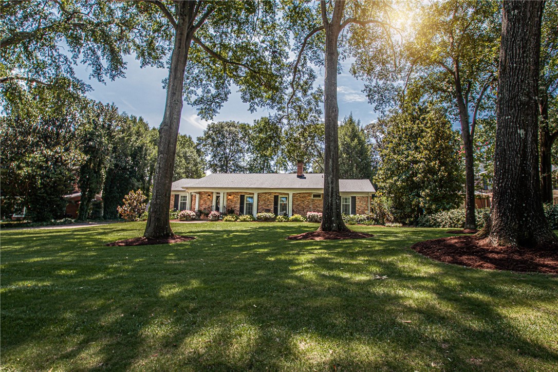 408 Shannon Way Anderson, SC 29621 - Photo 2 of 47
