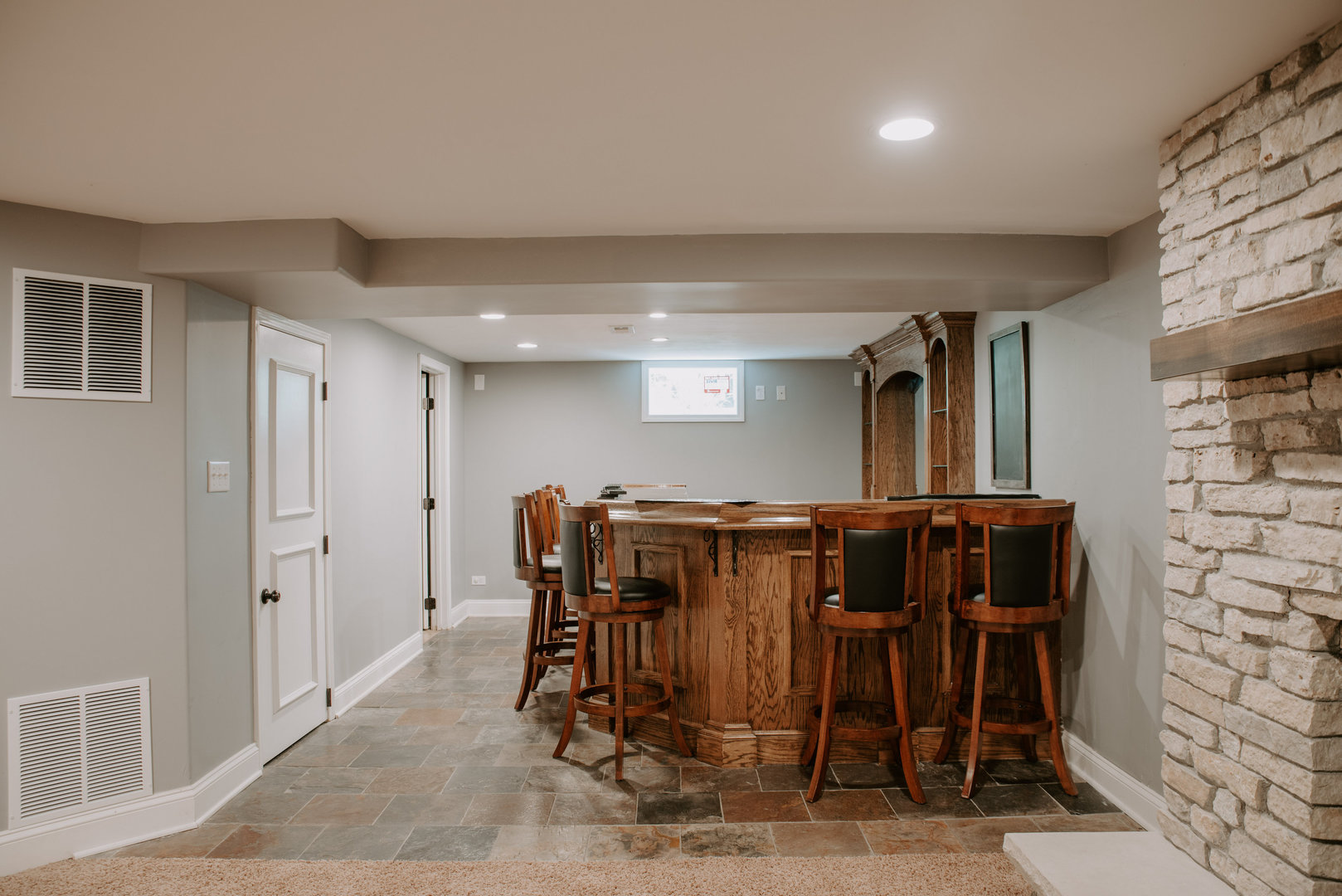 906 Sunset Road Wheaton, IL 60189 - Photo 23 of 32 a view of entryway with dining area