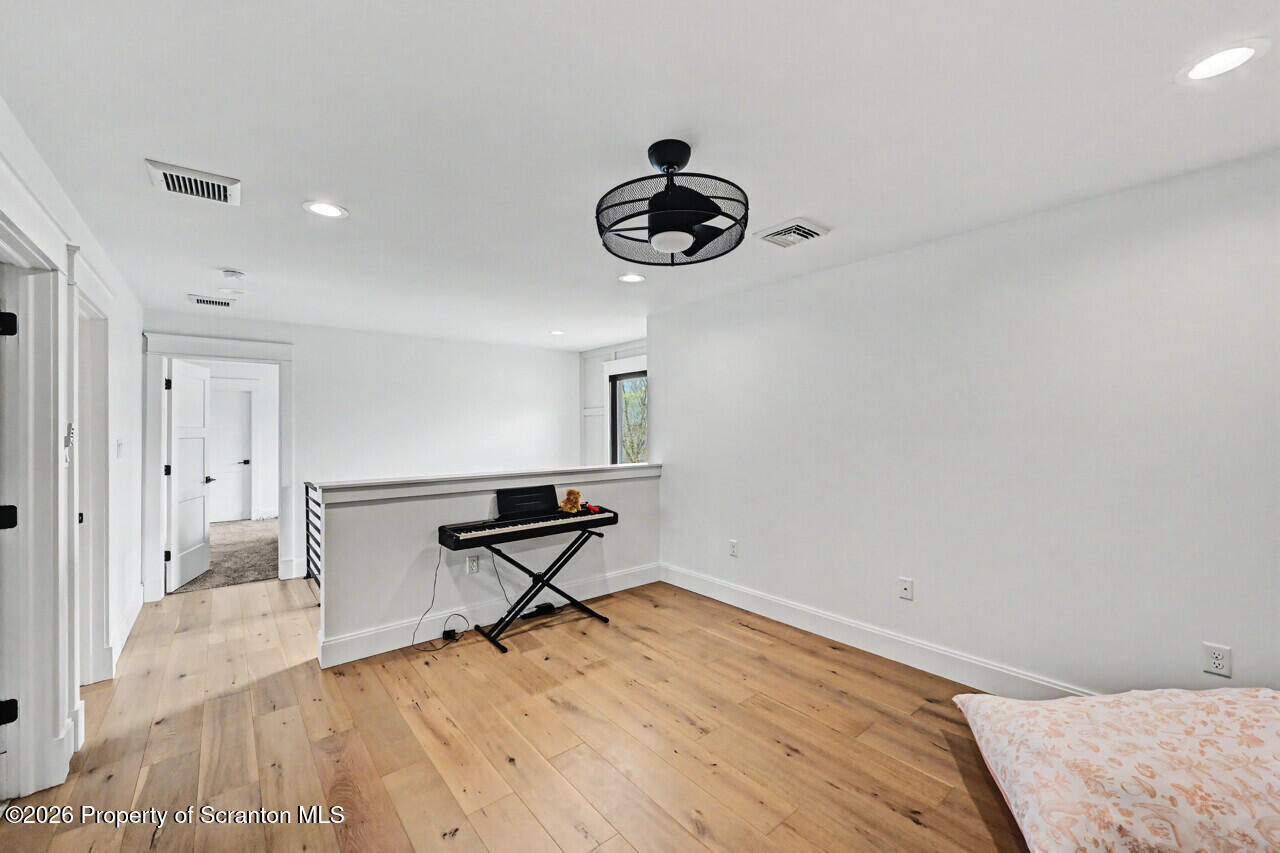 427 Summit Woods Road Moscow, PA 18444 - Photo 44 of 60 427SummitWoodsRd51-jpeg