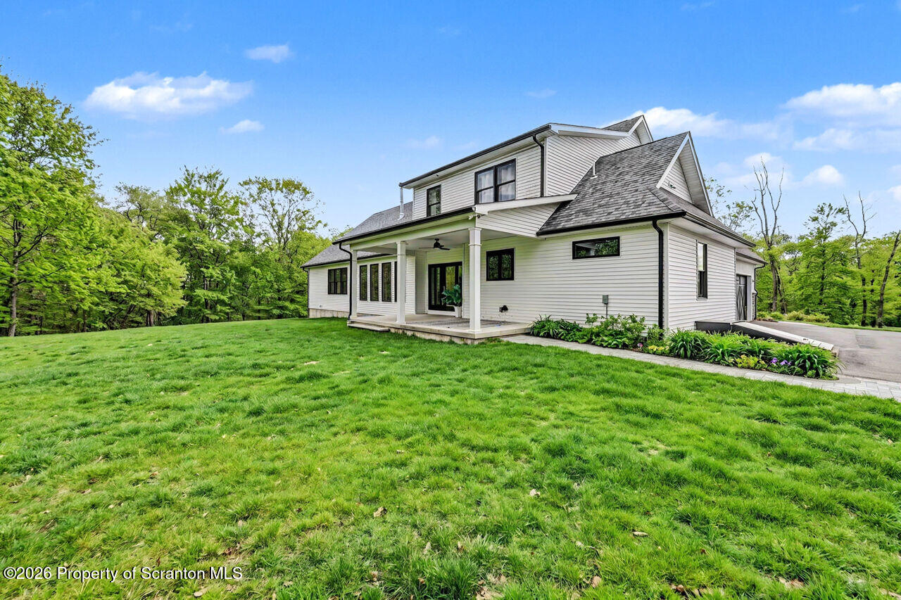 427 Summit Woods Road Moscow, PA 18444 - Photo 7 of 60 427SummitWoodsRd02-jpeg