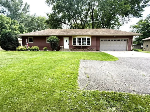 $479,900 | 5465 County Road 8 Southwest, Waverly, MN 55390