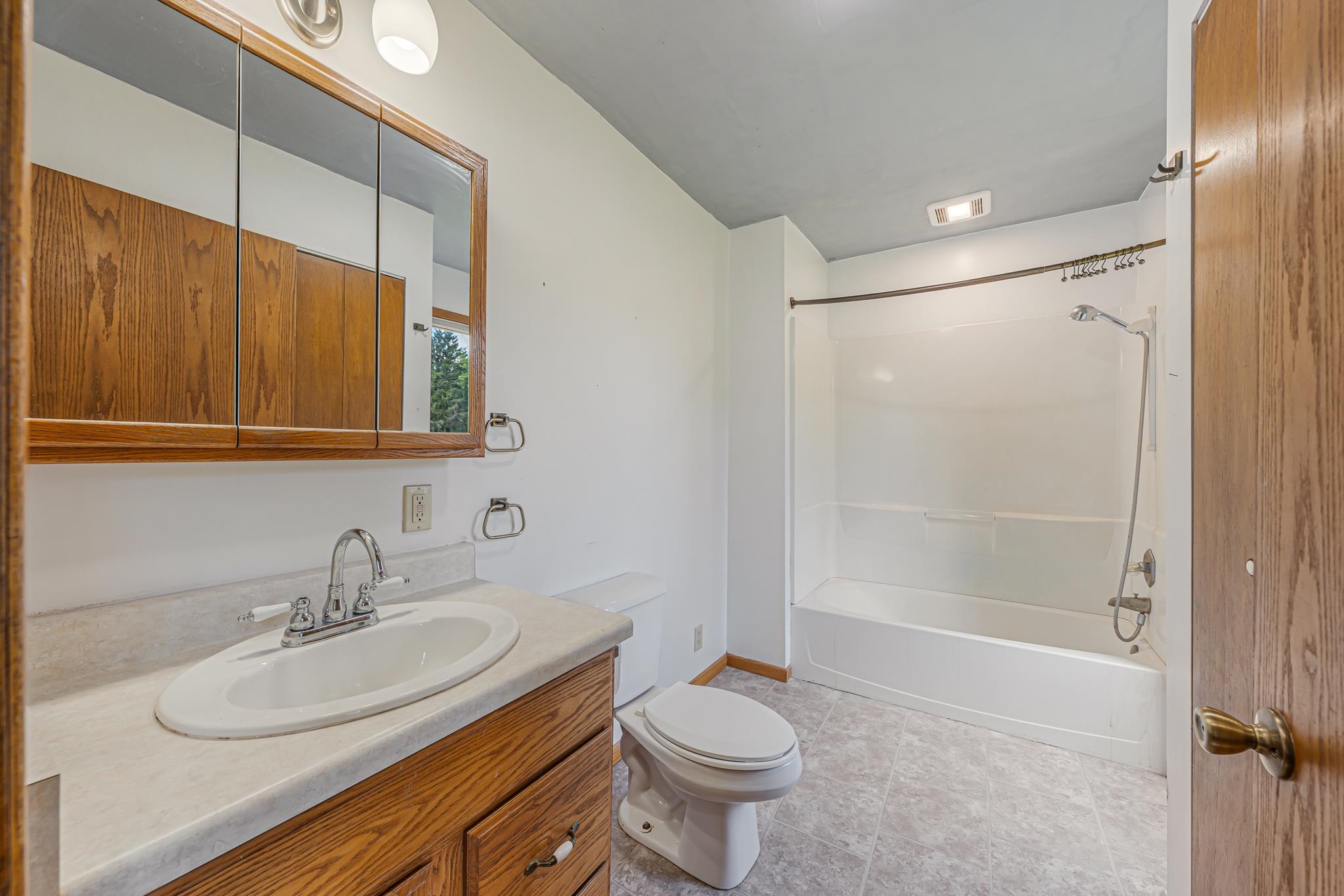 7683 County Rd II Fremont, WI 54940 - Photo 22 of 50