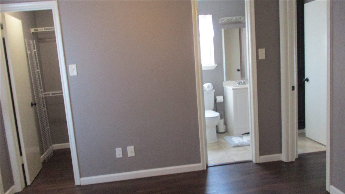 6702 Everhart Road, Unit E105 Corpus Christi, TX 78413 - Photo 13 of 21 bedroom