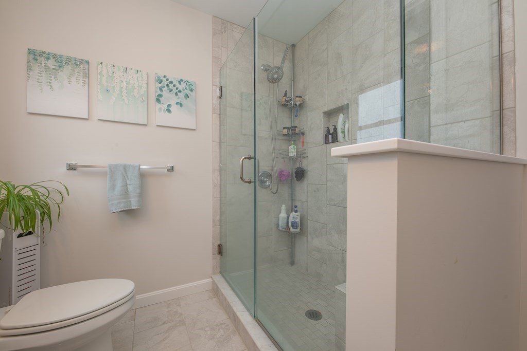 46 Oldfield Road Bridgewater, MA 02324 - Photo 18 of 28 Gallery Image 18