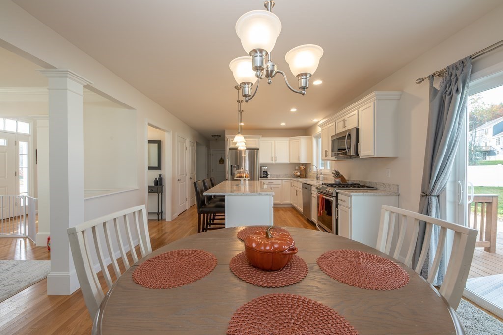 46 Oldfield Road Bridgewater, MA 02324 - Photo 5 of 28 Gallery Image 5