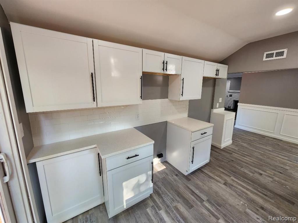 8529 Morris Road Goodells, MI 48027 - Photo 4 of 20