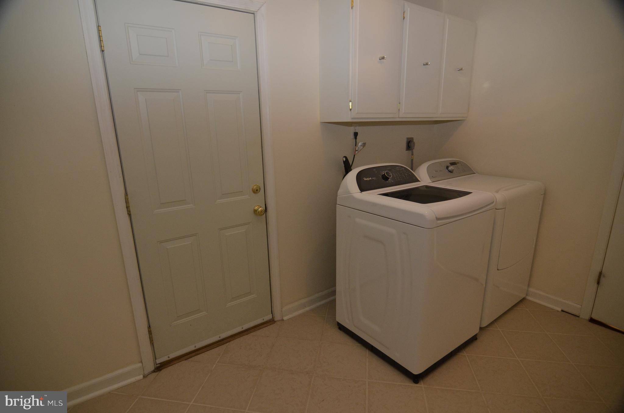 8725 Oxwell Lane Laurel, MD 20708 - Photo 17 of 29 Interior (General)