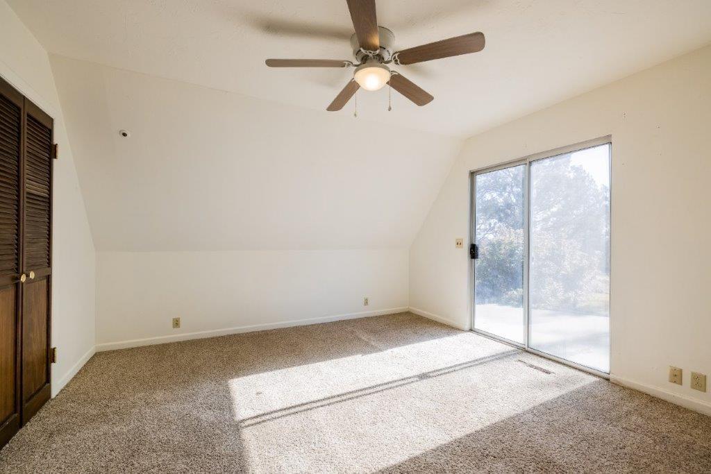 19515 Dayton Road Bend, OR 97703 - Photo 9 of 22 8