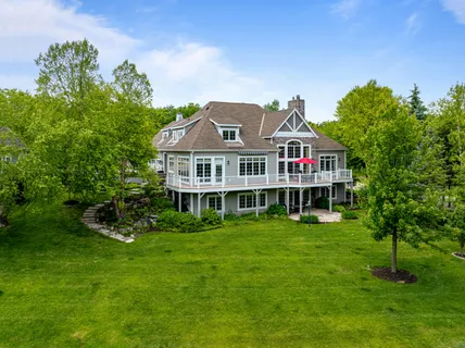 $1,250,000 | 1835 Hickory Hill, Unit 3401, Geneva, WI 53147