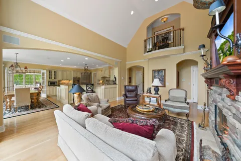 $1,250,000 | 1835 Hickory Hill, Unit 3401, Geneva, WI 53147