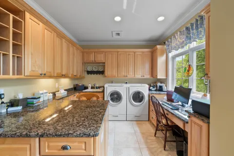 $1,250,000 | 1835 Hickory Hill, Unit 3401, Geneva, WI 53147
