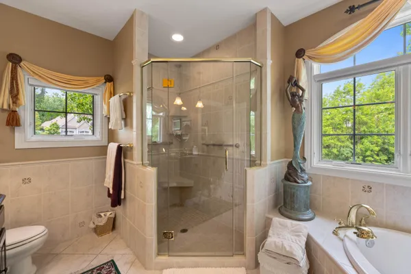 $1,250,000 | 1835 Hickory Hill, Unit 3401, Geneva, WI 53147
