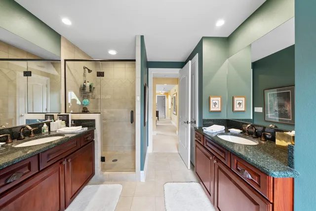 $1,250,000 | 1835 Hickory Hill, Unit 3401, Geneva, WI 53147