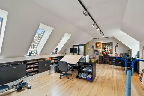 $1,250,000 | 1835 Hickory Hill, Unit 3401, Geneva, WI 53147