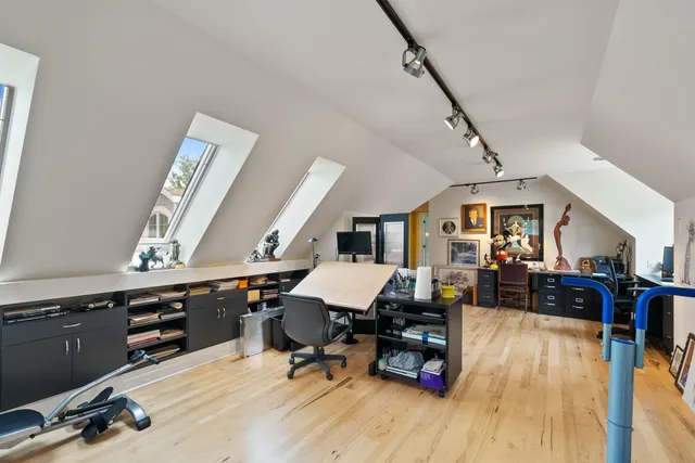 $1,250,000 | 1835 Hickory Hill, Unit 3401, Geneva, WI 53147