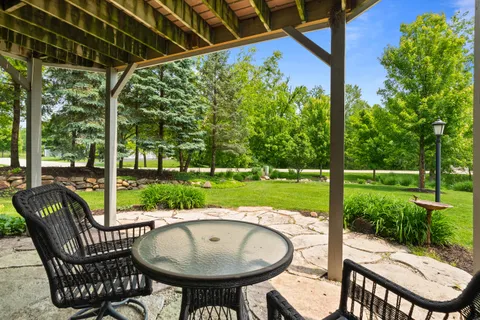 $1,250,000 | 1835 Hickory Hill, Unit 3401, Geneva, WI 53147