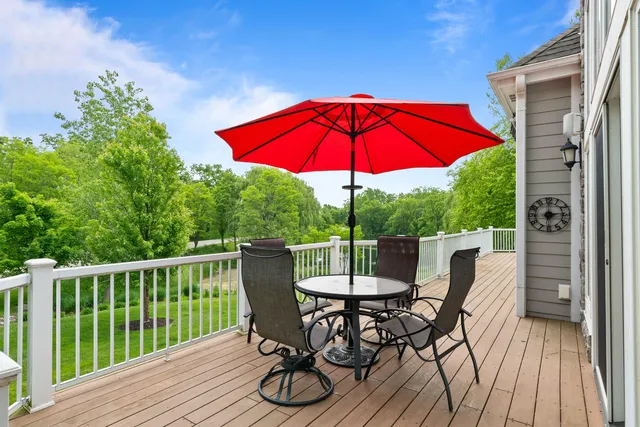 $1,250,000 | 1835 Hickory Hill, Unit 3401, Geneva, WI 53147