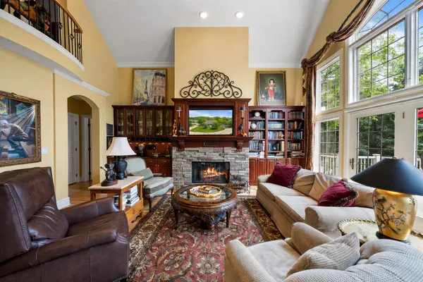 $1,250,000 | 1835 Hickory Hill, Unit 3401, Geneva, WI 53147