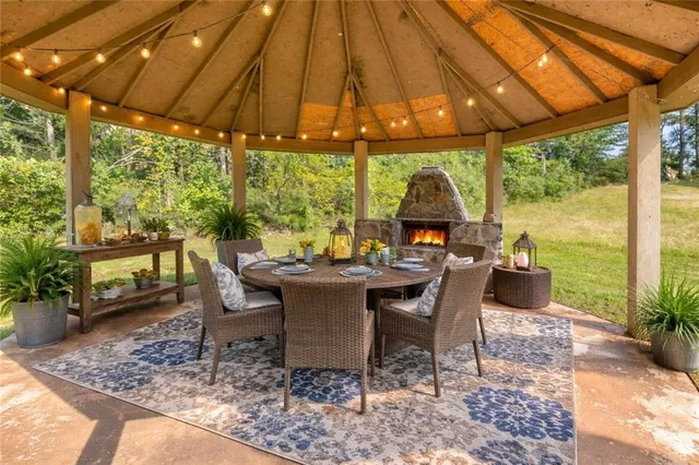 $549,900 | 1687 Northeast Hickory Level Road, Villa Rica, GA 30180