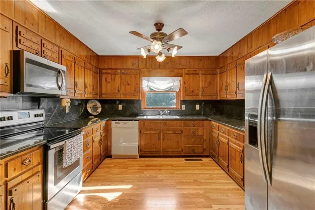 $549,900 | 1687 Northeast Hickory Level Road, Villa Rica, GA 30180