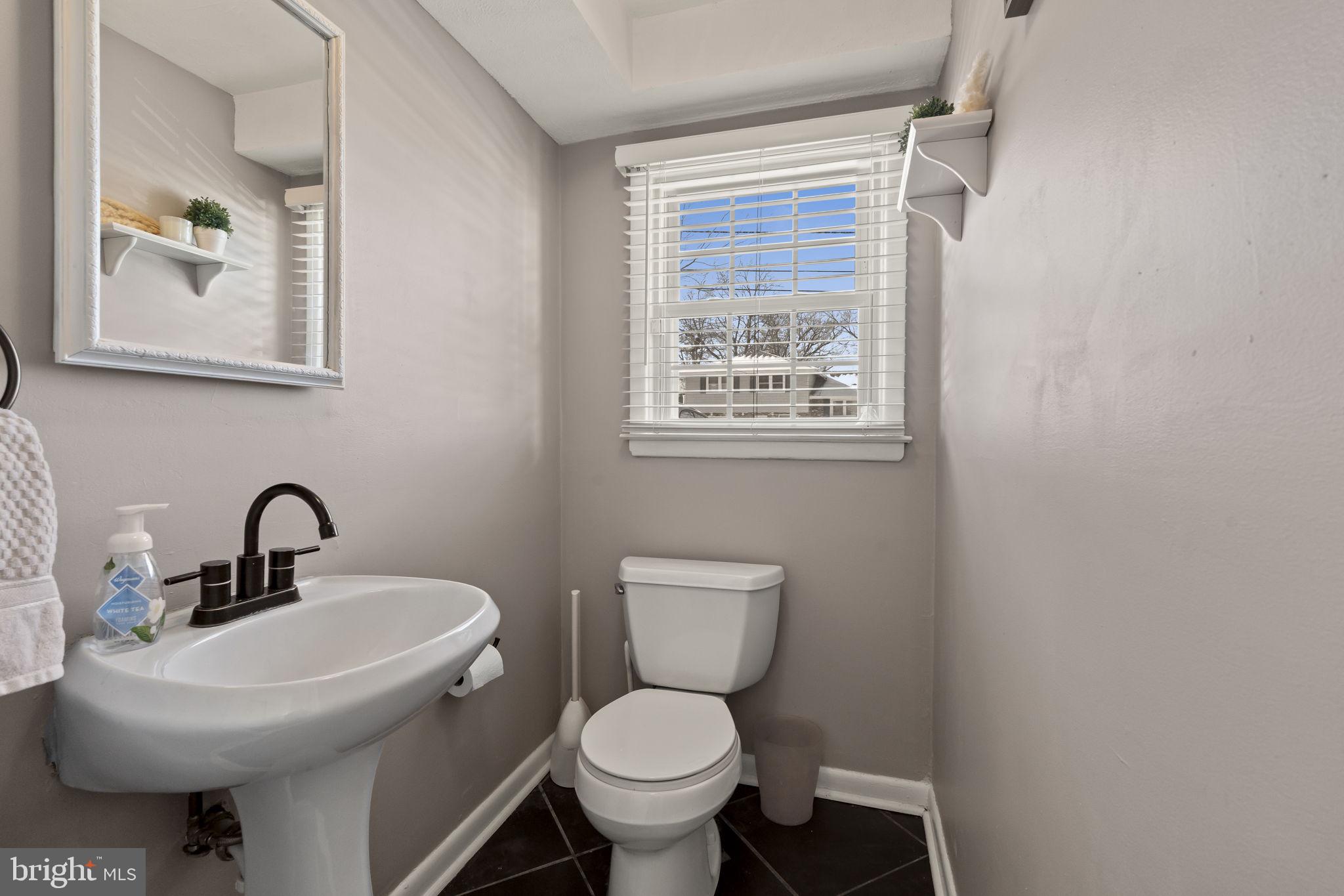 402 Bruce Road Cherry Hill, NJ 08034 - Photo 5 of 27 Restroom 1