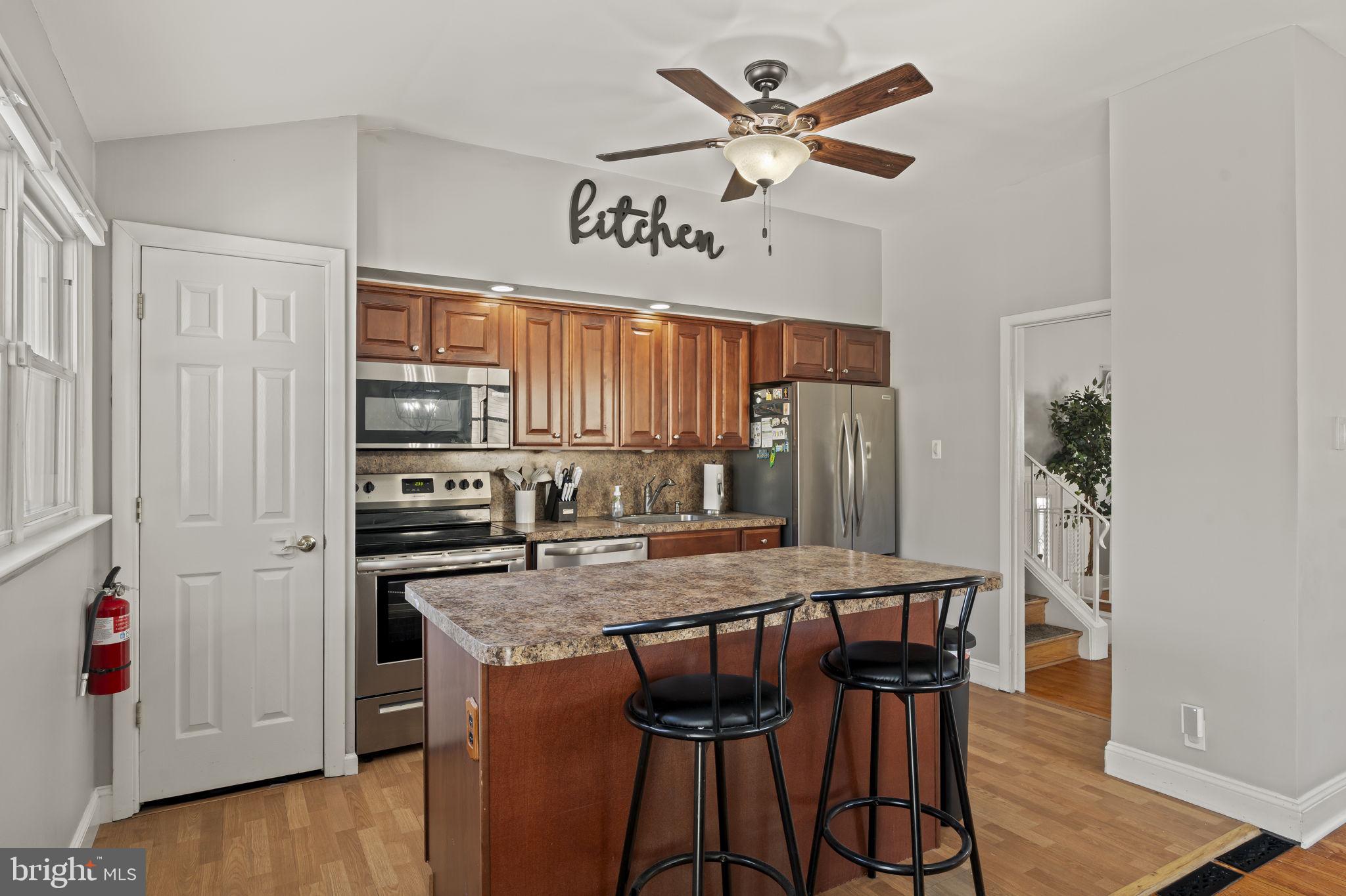 402 Bruce Road Cherry Hill, NJ 08034 - Photo 9 of 27 Kitchen