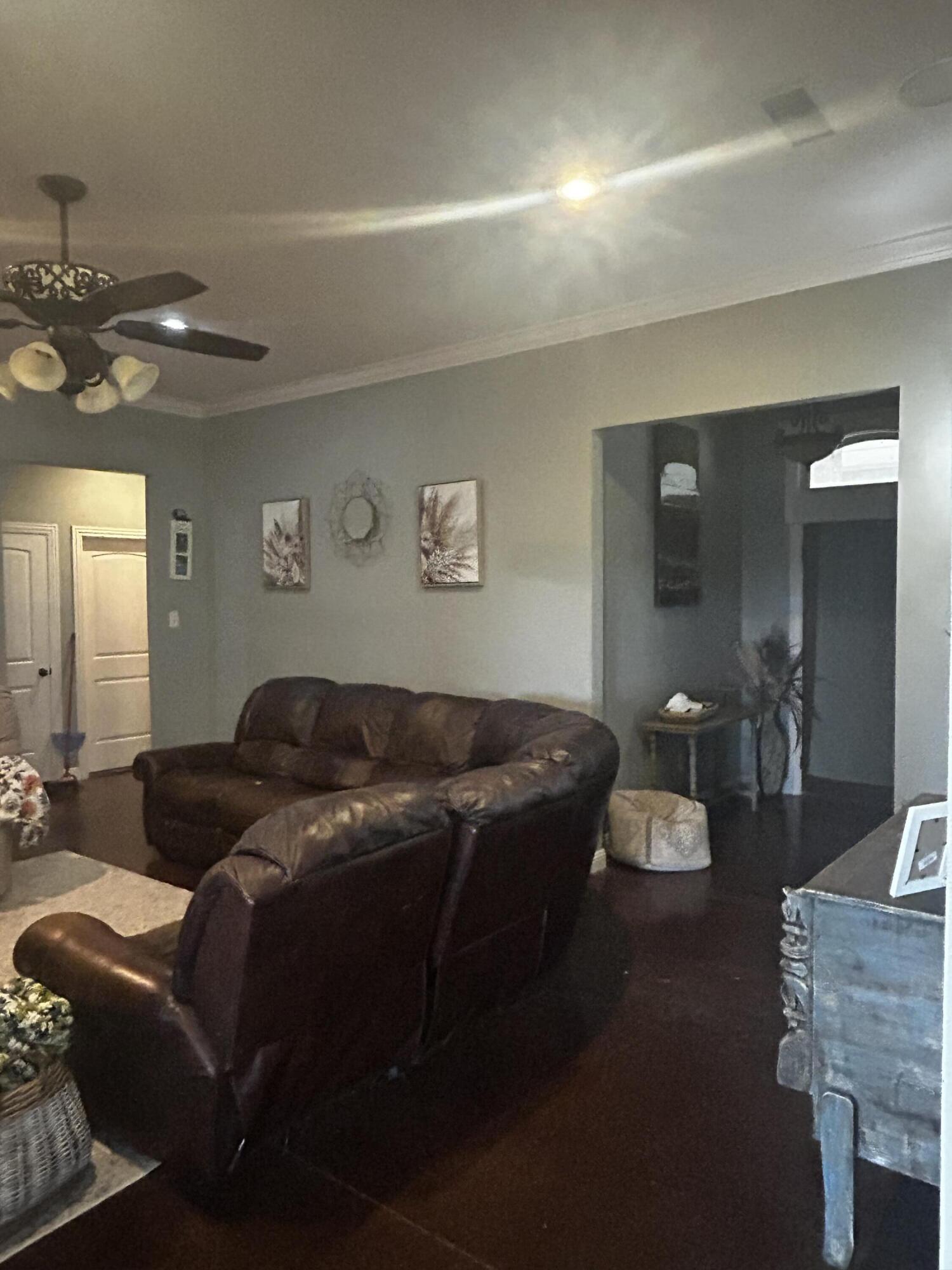 3165 County Road Levelland, TX 79336 - Photo 5 of 12 IMG_7857