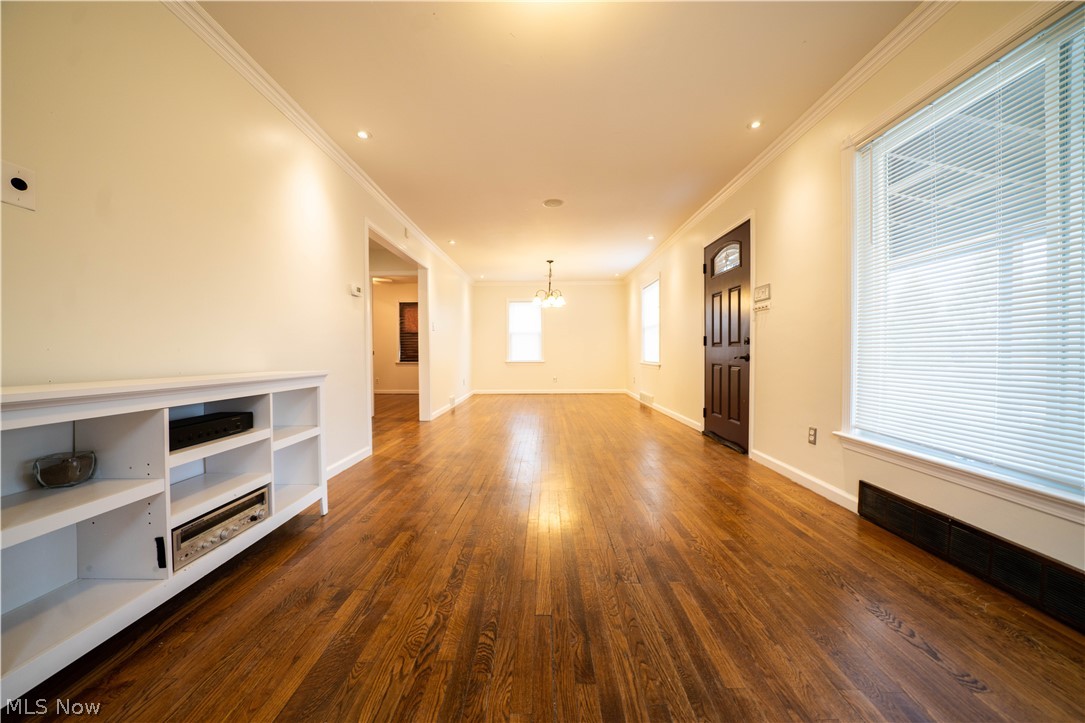 4268 Ridgeview Road Cleveland, OH 44144 - Photo 4 of 25 Gallery Image 4