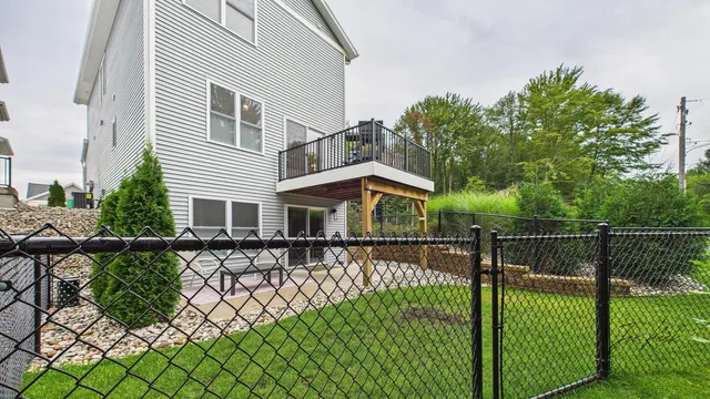 $399,900 | 7230 Atwater Springs Drive, Norton Shores, MI 49456