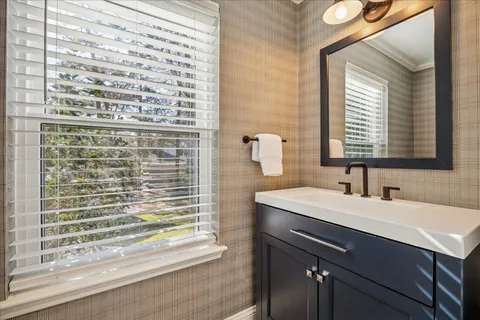 $600,000 | 57 Fire Flicker Place, The Woodlands, TX 77381