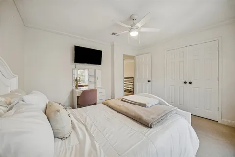 $600,000 | 57 Fire Flicker Place, The Woodlands, TX 77381