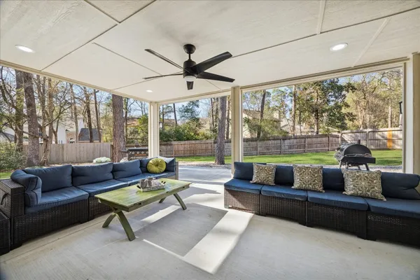 $600,000 | 57 Fire Flicker Place, The Woodlands, TX 77381