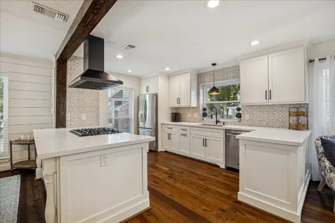 $600,000 | 57 Fire Flicker Place, The Woodlands, TX 77381