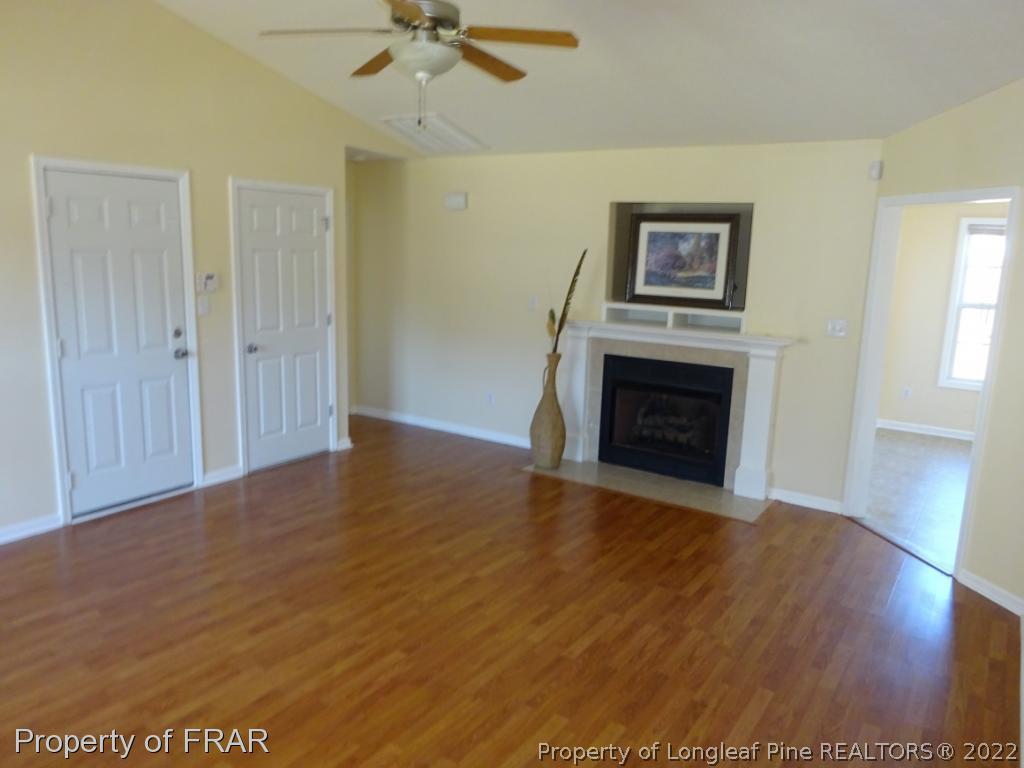921 Bramblegate Road Hope Mills, NC 28348 - Photo 3 of 26 Gallery Image 3